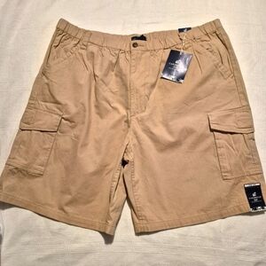 Caribbean Joe men's size XXL tan cargo shorts, 6 pocket, NWT small marks